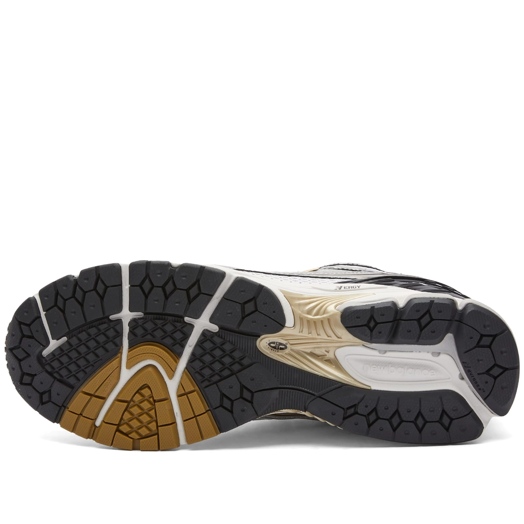 New Balance M1906RA White/Gold